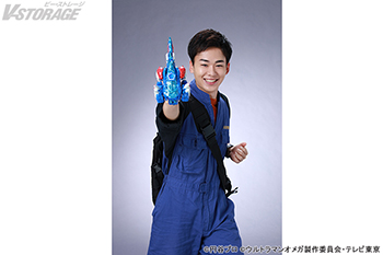 新番組『ウルトラマンオメガ』メインキャスト吉田晴登が演じる 主人公・ソラトの地球人バディ！「ホシミ コウセイ」と、コウセイが操る「メテオカイジュウ」の情報を発表！